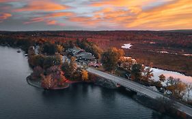 Hotel Lac Brome