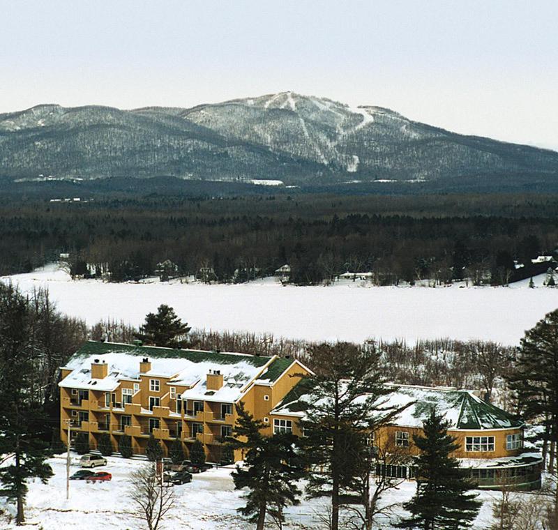 Hotel Lac Brome Лак-Бром Экстерьер фото