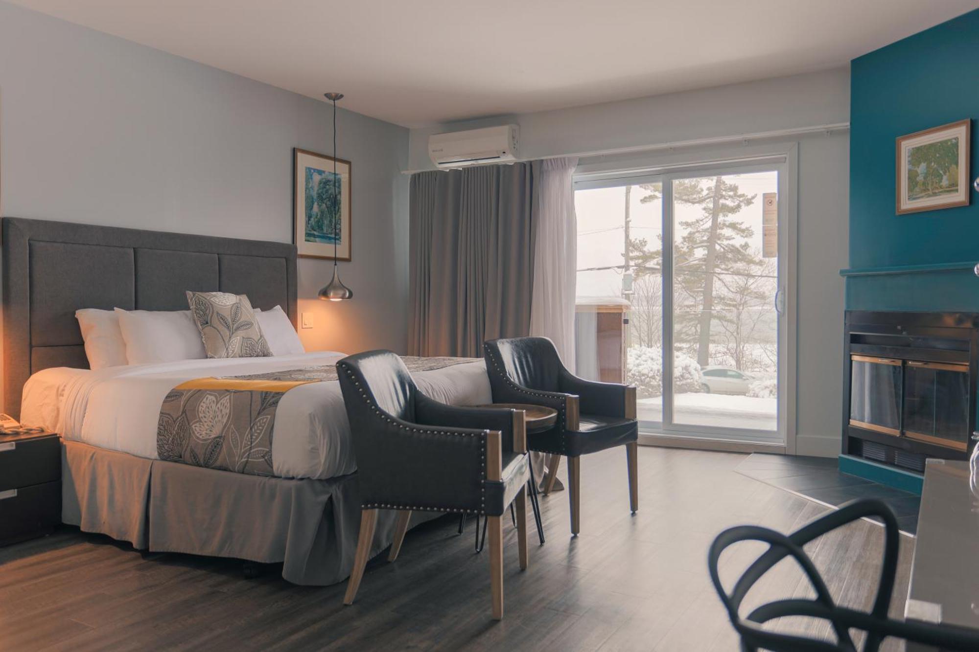 Hotel Lac Brome Лак-Бром Экстерьер фото