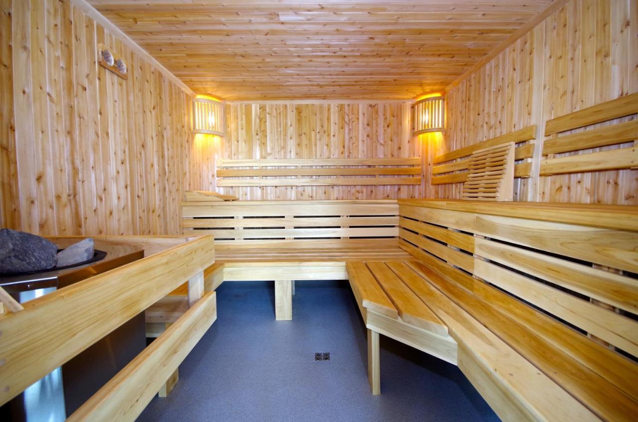 Hotel Lac Brome Лак-Бром Экстерьер фото
